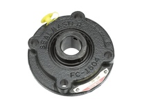 704136